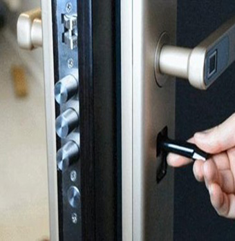 振安开锁 振安开锁公司开修指纹锁